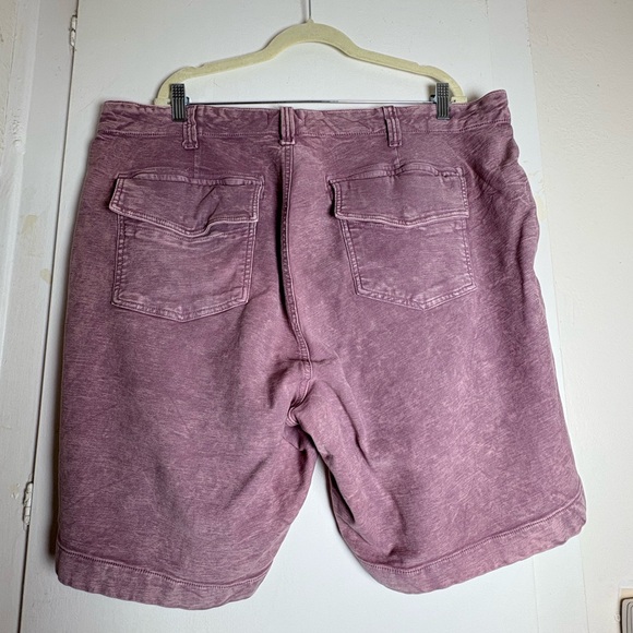 Kut from the Kloth Women’s 24W Mauve Flat Front Denim Shorts - Picture 3 of 16